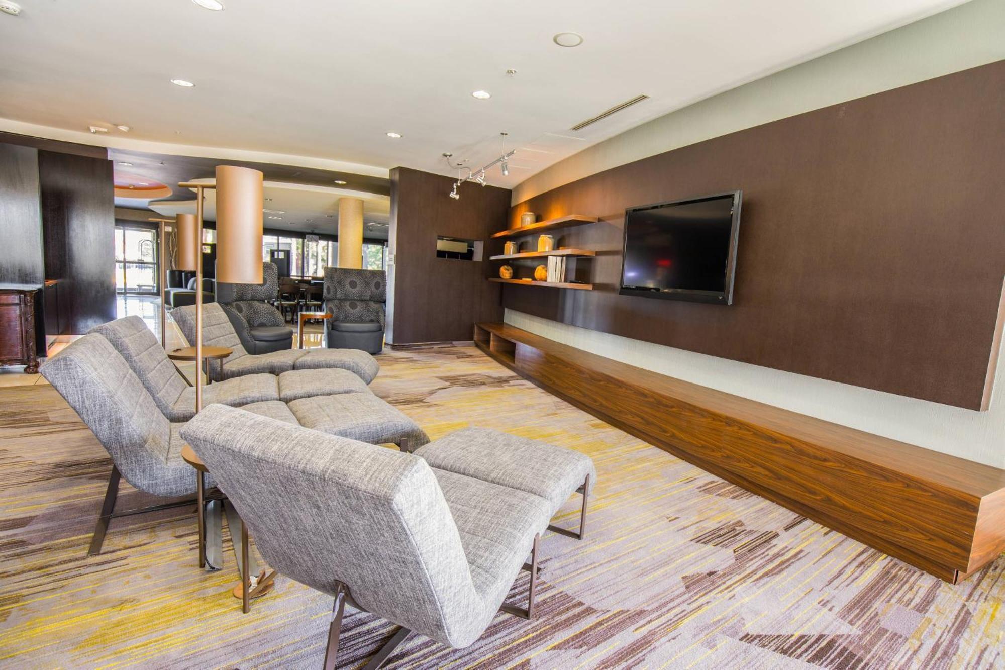 Courtyard By Marriott Merced Exterior foto