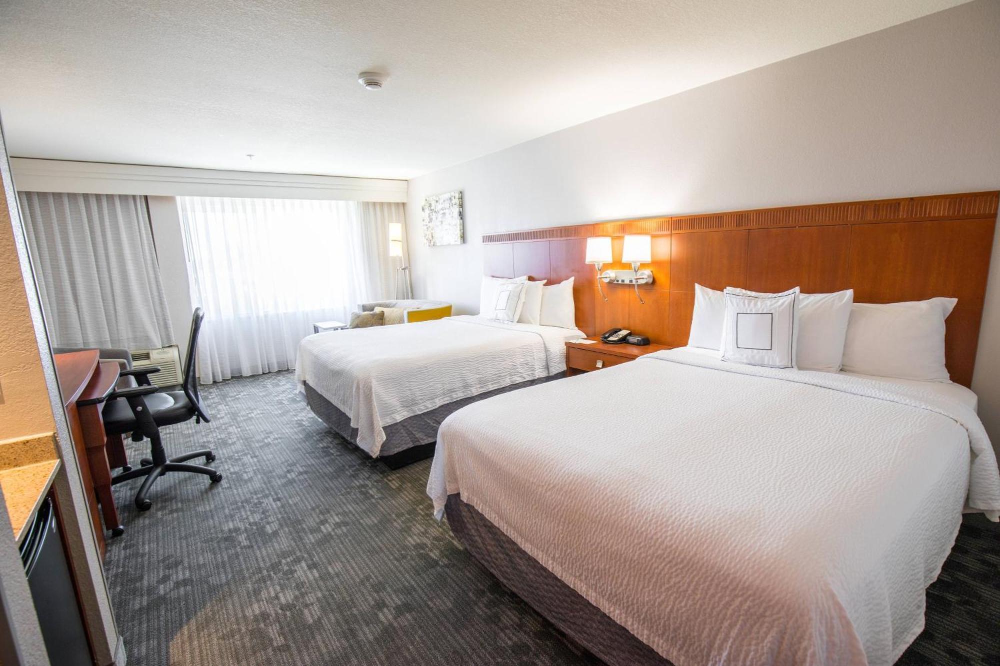 Courtyard By Marriott Merced Exterior foto